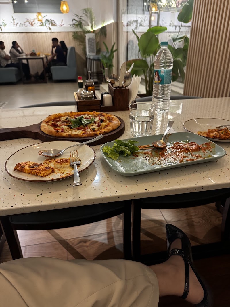 Mon Cheri Resto Cafe - Mon Cheri Resto Cafe 545, jk horizon, Chinmaya Mission Hospital Rd, opposite Bank of Baroda, Stage 1, Indiranagar, Bengaluru, Karnataka 560038, India
