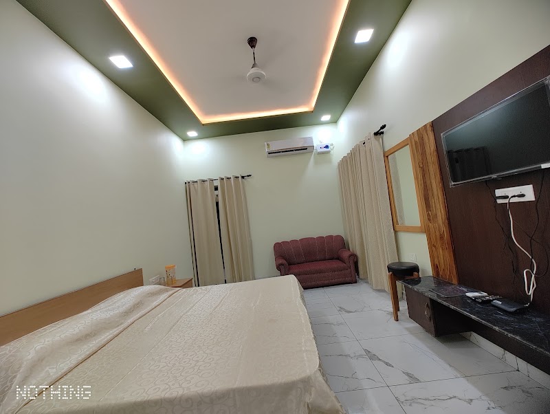 Tourist Rest House Tanakpur (Kumaun Mandal Vikas Nigam Limited) - Tourist Rest House Tanakpur (Kumaun Mandal Vikas Nigam Limited) sports stadium, NH 9, near, Tanakpur, Uttarakhand 262309, India