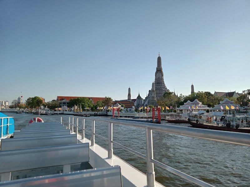 Chao Phraya Tourist Boat Head Office บริษัท เจ้าพระยาทัวร์ริสท์โบ๊ท จำกัด - Chao Phraya Tourist Boat Head Office บริษัท เจ้าพระยาทัวร์ริสท์โบ๊ท จำกัด, Tha Maharaj Shopping Mall 3rd Floor, G Building, Tha Maharaj, แขวงพระบรมมหาราชวัง เขตพระนคร กรุงเทพมหานคร 10200, Thailand