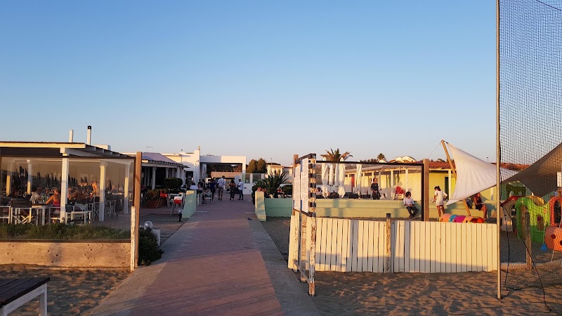 Stabilimento Balneare Miraggio Club - Stabilimento Balneare Miraggio Club, Lungomare di Ponente, 83, 00054 Fiumicino RM, Italy
