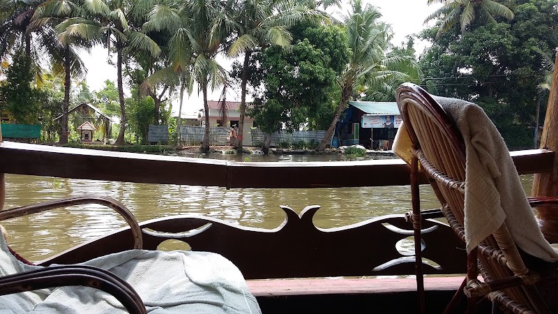 Alleppey Tourism Development Cooperative Society - Alleppey Tourism Development Cooperative Society Municipal Library Shopping Complex, near Boat Jetty Road, Kidangamparamp, Thathampally, Alappuzha, Kerala 688013, India