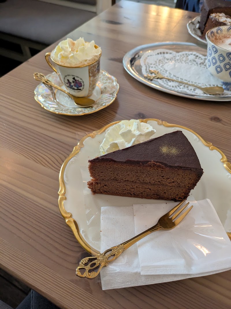 Café Grüner Salon - Café Grüner Salon, Hirschengasse 8/Top 1-3, 1060 Wien, Austria