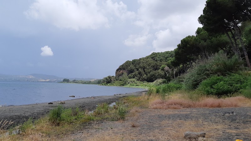 Beach - Beach, SP12b, 40, 00123 Roma RM, Italy