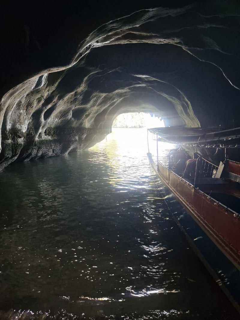 The bay tour บริการเรือนำเที่ยว - The bay tour บริการเรือนำเที่ยว, 7CFW+9F8 111 Tambon Kalai, Amphoe Takua Thung, Chang Wat Phang-nga 82130, Thailand