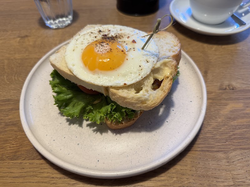 Café Jen - Café Jen Kodaňská 37, 101 00 Praha 10-Vršovice, Czechia