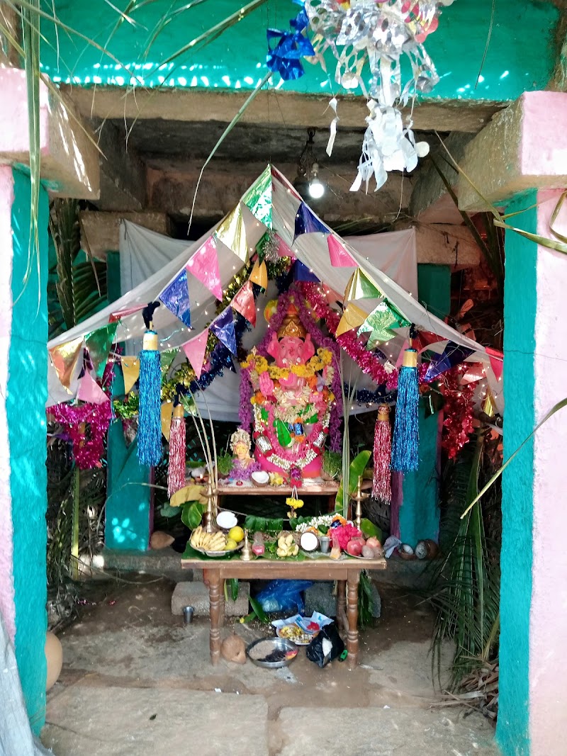 Ranga Temple - Ranga Temple, FH6F+5P7, Kannambadi, Basthihalli, Karnataka 571812, India