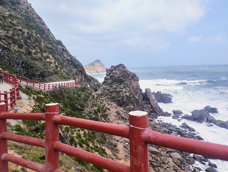 Con đường đi bộ ven biển Eo Gió - Con đường đi bộ ven biển Eo Gió, Unnamed Road, Hưng Lương, Quy Nhơn Đông, Gia Lai, Vietnam