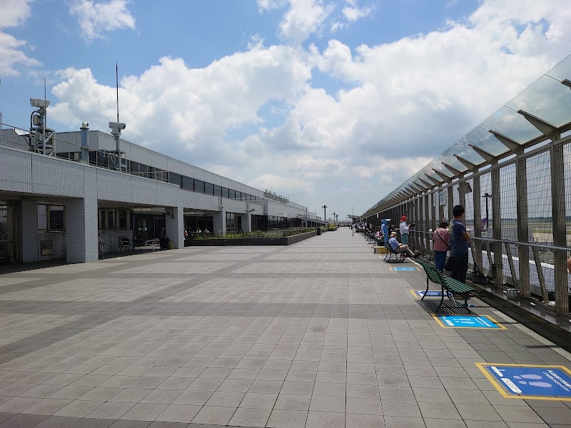 Narita Airport Terminal 1 Observation Deck - Narita Airport Terminal 1 Observation Deck Narita International Airport, Terminal 1, Sanrizuka, Narita, Chiba 282-8610, Japan