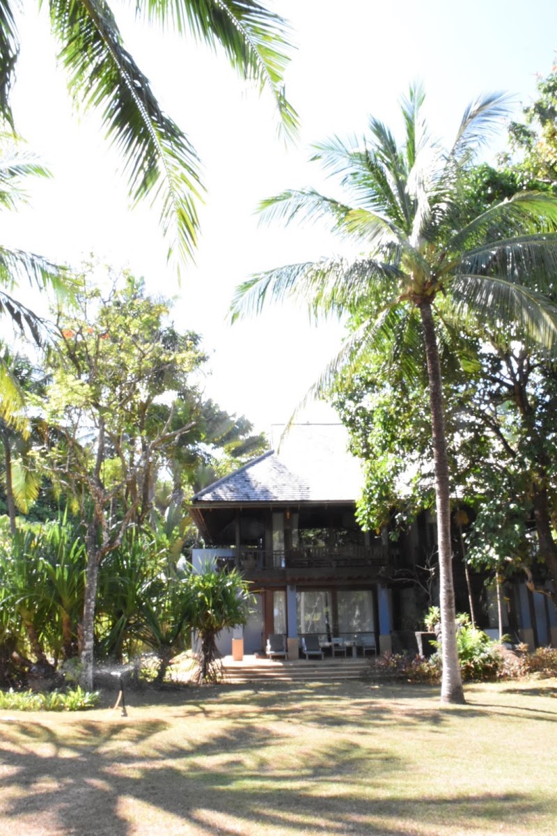 Royal Beach Villa with Pool