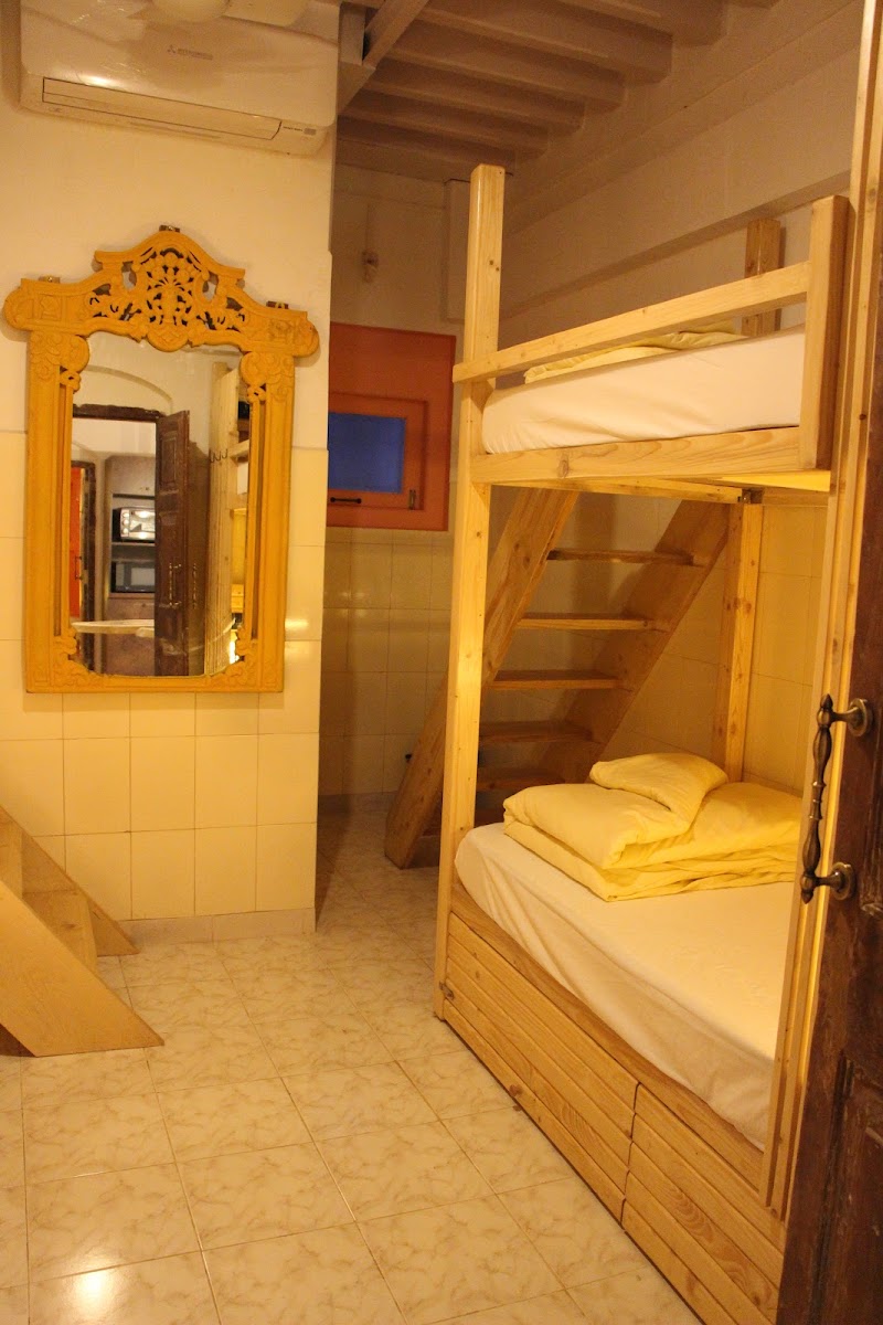 GoSolo Stays - GoSolo Stays Bungalow No. 48, Ground Floor, Khar, Chuim Village, Danda, Khar West, Mumbai, Maharashtra 400052, India