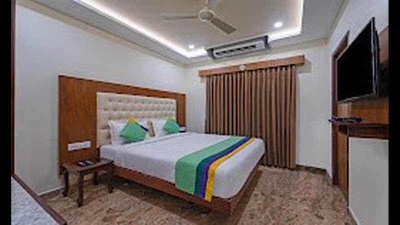 Treebo Aaravi Residency, 800 Mtrs From Promenade Beach - Treebo Aaravi Residency, 800 Mtrs From Promenade Beach 195, Chinna Subburaya Pillai St, MG Road Area, Puducherry, 605001, India