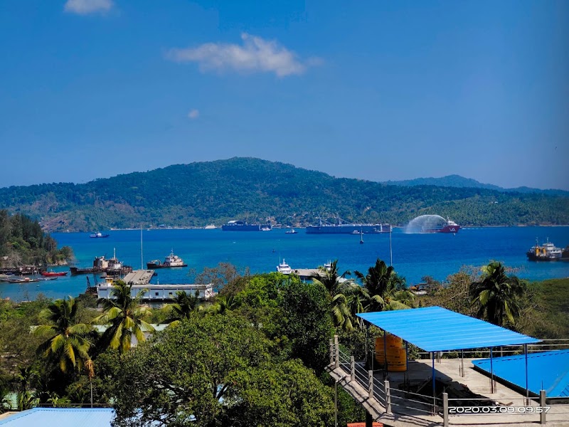 Island Cliff - Island Cliff, MA Rd, near Anchorage Inn Hotel, Phoenix Bay, Sri Vijaya Puram, Andaman and Nicobar Islands 744101, India
