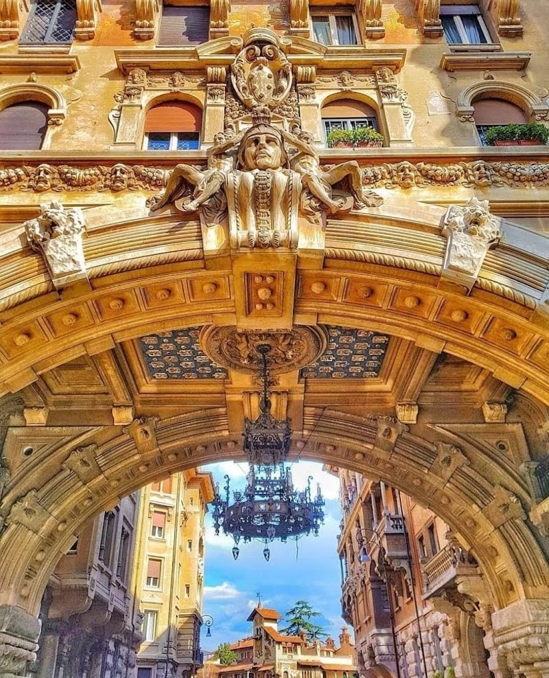 Palazzo del Ragno - Palazzo del Ragno, Piazza Mincio, 4, 00198 Roma RM, Italy