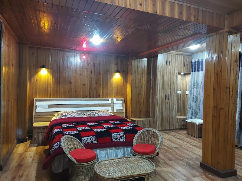 BITTA INN HOMESTAY - BITTA INN HOMESTAY Merry Villa, near Maruti Suzuki Show, Rajbari, Darjeeling, West Bengal 734101, India