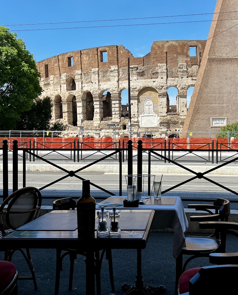Ristorante Caffè Martini - Ristorante Caffè Martini P.za del Colosseo, 3, 00184 Roma RM, Italy