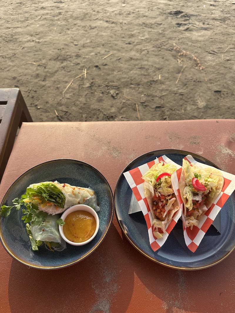 Ashwe 351 Beach Bar & All Day Dining - Ashwe 351 Beach Bar & All Day Dining House no 351, Ashvem Beach, Palma Beach resort, Mandrem, Goa 403527, India