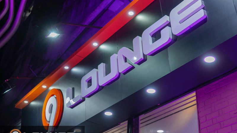9 lounge