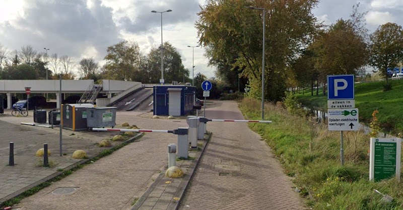 P+R Alexander - P+R Alexander, Prins Alexanderlaan 35, 3068 PN Rotterdam, Netherlands