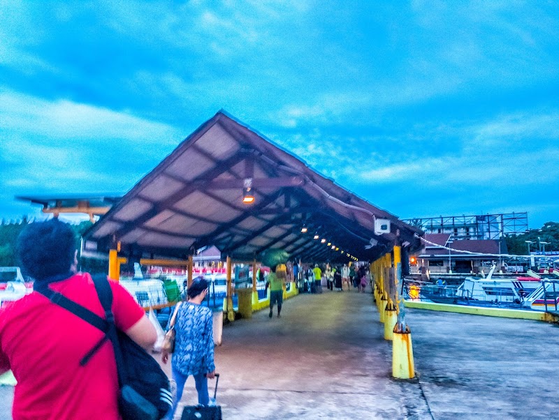 Boracay Jetty Port - Boracay Jetty Port, WWRQ+7M7, Boracay Jetty Port Rd, Malay, Aklan, Philippines