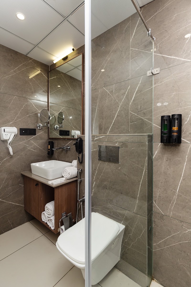 Hotel Park Royal - Hotel Park Royal, Bhadrakali Rd, Dwarka, Gujarat 361335, India