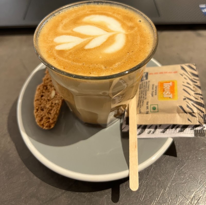 Starbucks - Starbucks No 945, Ground Floor, 12th Main Rd, HAL 2nd Stage, Appareddipalya, Indiranagar, Bengaluru, Karnataka 560008, India