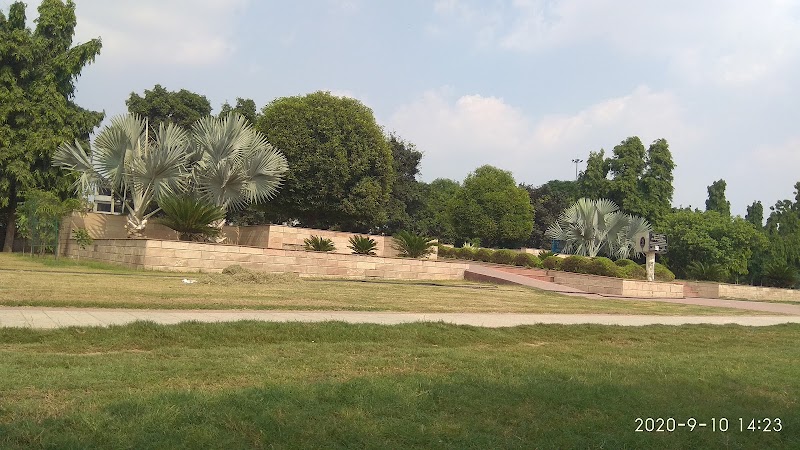 Tau devi lal park - Tau devi lal park Model Town Extension, 4QH2+5M7, Udyog Nagar, New Model Town, Model Town Extension, New Model Town Exyension, New Model Town, Hisar, Haryana 125005, India