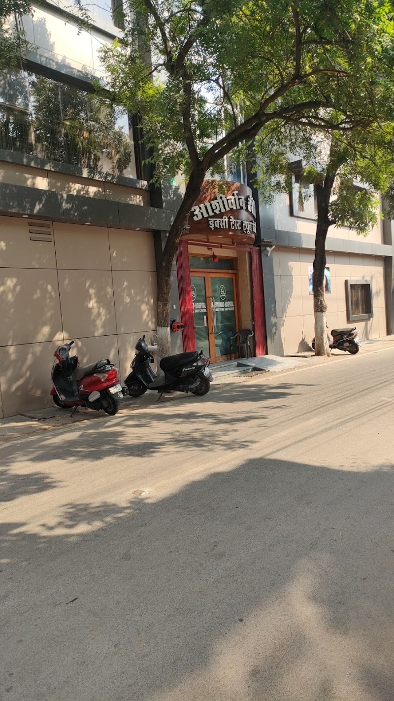 Dr. S.N. Madhariya - Dr. S.N. Madhariya, Ashirwad Hospital, near Sheetala Mandir, Shikshak Colony, Dangania, Amanaka, Raipur, Chhattisgarh 492013, India
