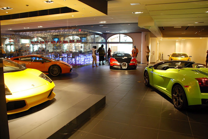 Lamborghini Delhi - Lamborghini Delhi A-16, Mathura Rd, Mohan Cooperative Industrial Estate, Sarita Vihar, New Delhi, Delhi 110044, India