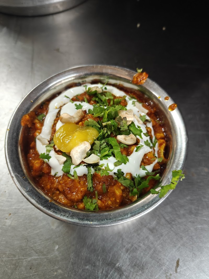 Mewari Makkhana Dhaba Priyank Khanna - Mewari Makkhana Dhaba Priyank Khanna Shop No.1 Debari Circle Airport Road, Udaipur 313024, Udaipur, Jharnon Ki Sarai, Rajasthan 313001, India