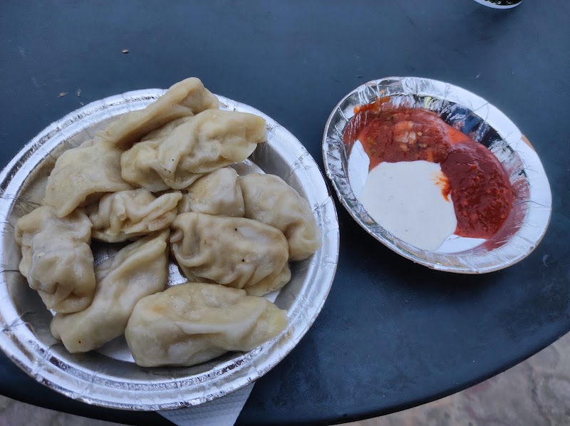 Banti Momos - Banti Momos Golf City, Plot 11, Gardenia Gateway, Sector 75, Noida, Uttar Pradesh 201316, India