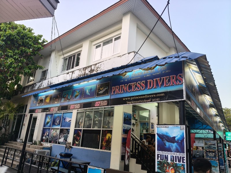 Princess Divers - Scuba Diving Phi Phi Island - Princess Divers - Scuba Diving Phi Phi Island 103 Phi Phi Island Tambon Ao Nang, Krabi Chang Wat Krabi 81000, Thailand