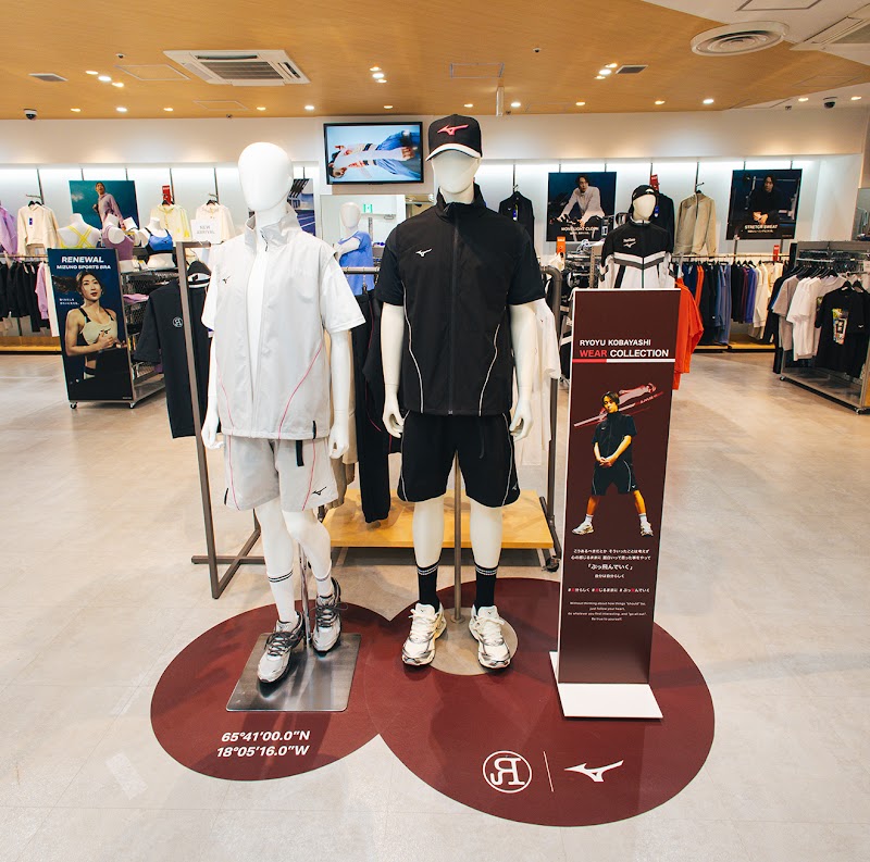 MIZUNO TOKYO - MIZUNO TOKYO 3-chōme-1 Kanda Ogawamachi, Chiyoda City, Tokyo 101-0052, Japan