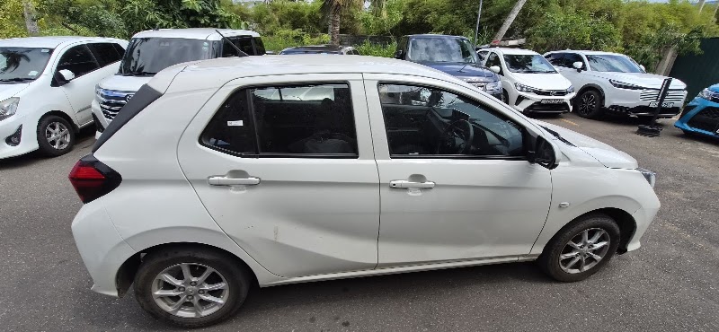 SR Rent A Car Sri Lanka - SR Rent A Car Sri Lanka, 371-5 Negombo - Colombo Main Rd, Seeduwa, Sri Lanka