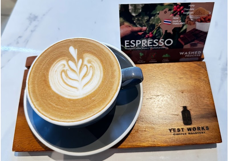 Y'EST WORKS Coffee Bar - Y'EST WORKS Coffee Bar, 732 Sukhumvit Rd, Khwaeng Khlong Tan, Khet Khlong Toei, Krung Thep Maha Nakhon 10110, Thailand