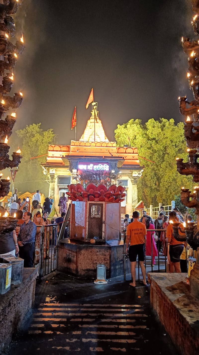 Siddhpith harsiddhi Mata Mandir ,indore - Siddhpith harsiddhi Mata Mandir ,indore Moti Tabela Rd, New Harsiddhi Nagar, Indore, Madhya Pradesh 452007, India