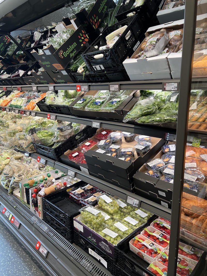 ALDI SUISSE - ALDI SUISSE, Stadelhoferstrasse 10, 8001 Zürich, Switzerland