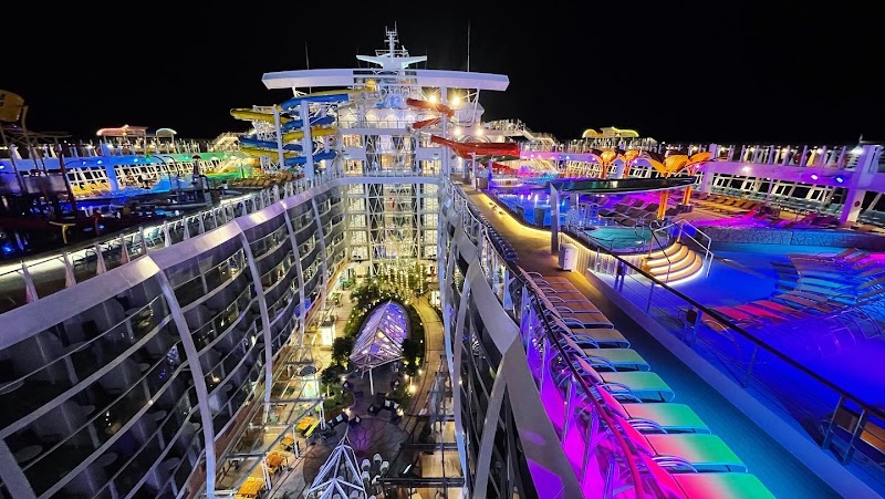 Cruise Ship Terminal - Cruise Ship Terminal, Moll de Sant Bertran, 3, Sants-Montjuïc, 08039 Barcelona, Spain