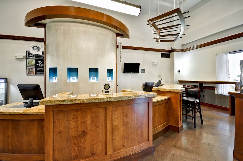 Hyatt Place Las Vegas - Hyatt Place Las Vegas, 4520 Paradise Rd, Las Vegas, NV 89169, USA
