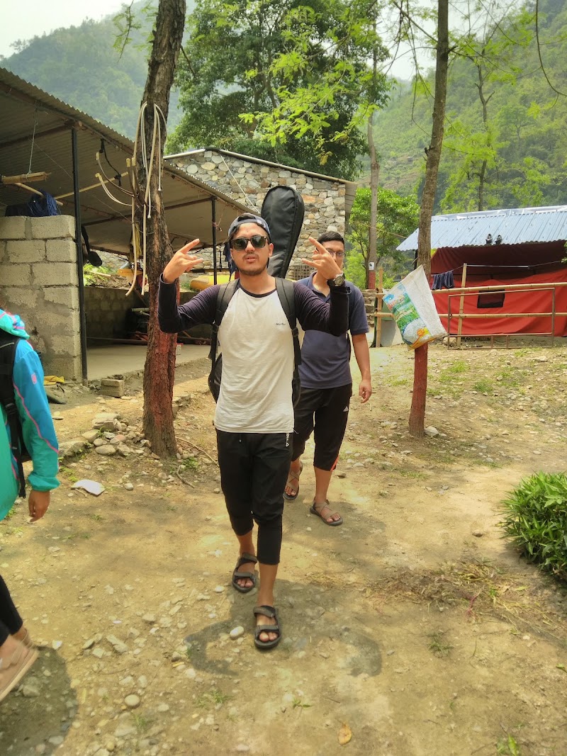 Adventure Aves Rafting and Kayaking - Adventure Aves Rafting and Kayaking, RM99+W89, Bhumlichowk, Gandaki Province, Nepal
