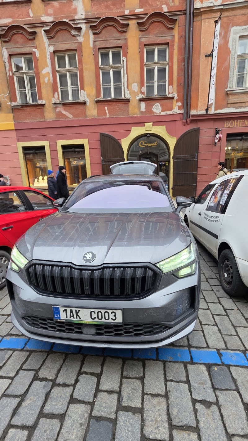 Europcar - Europcar, Aviatická 1092/8, 161 00 Praha 6-Ruzyně, Czechia