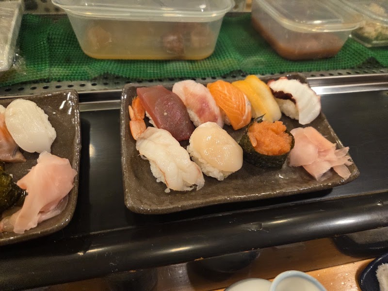 Janome Sushi - Janome Sushi, 2-chōme-10-2 Nihonbashiningyōchō, Chuo City, Tokyo 103-0013, Japan