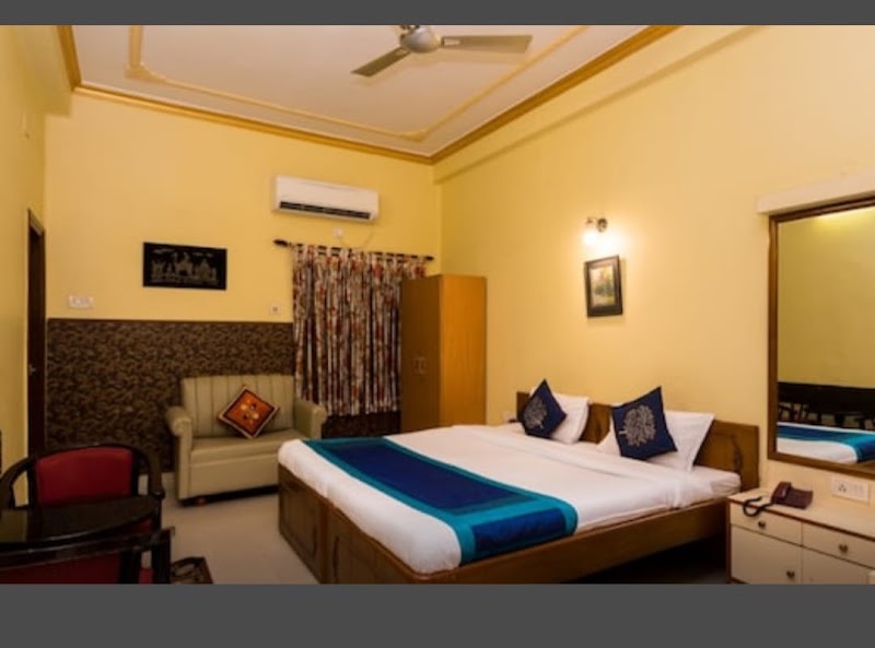 Hotel The Heritage Castle - Hotel The Heritage Castle 218, Mirza Ismail Rd, opposite All India Radio Station, near GANPATI PLAZA, Gopalbari, Jaipur, Rajasthan 302001, India