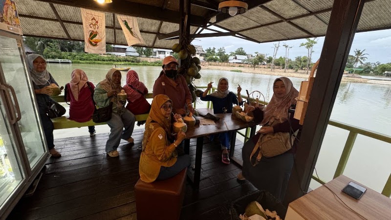 Lisa Coconut - Lisa Coconut LT06 Pattaya Floating Market Muang Pattaya, Amphoe Bang Lamung, Chang Wat Chon Buri 20150, Thailand
