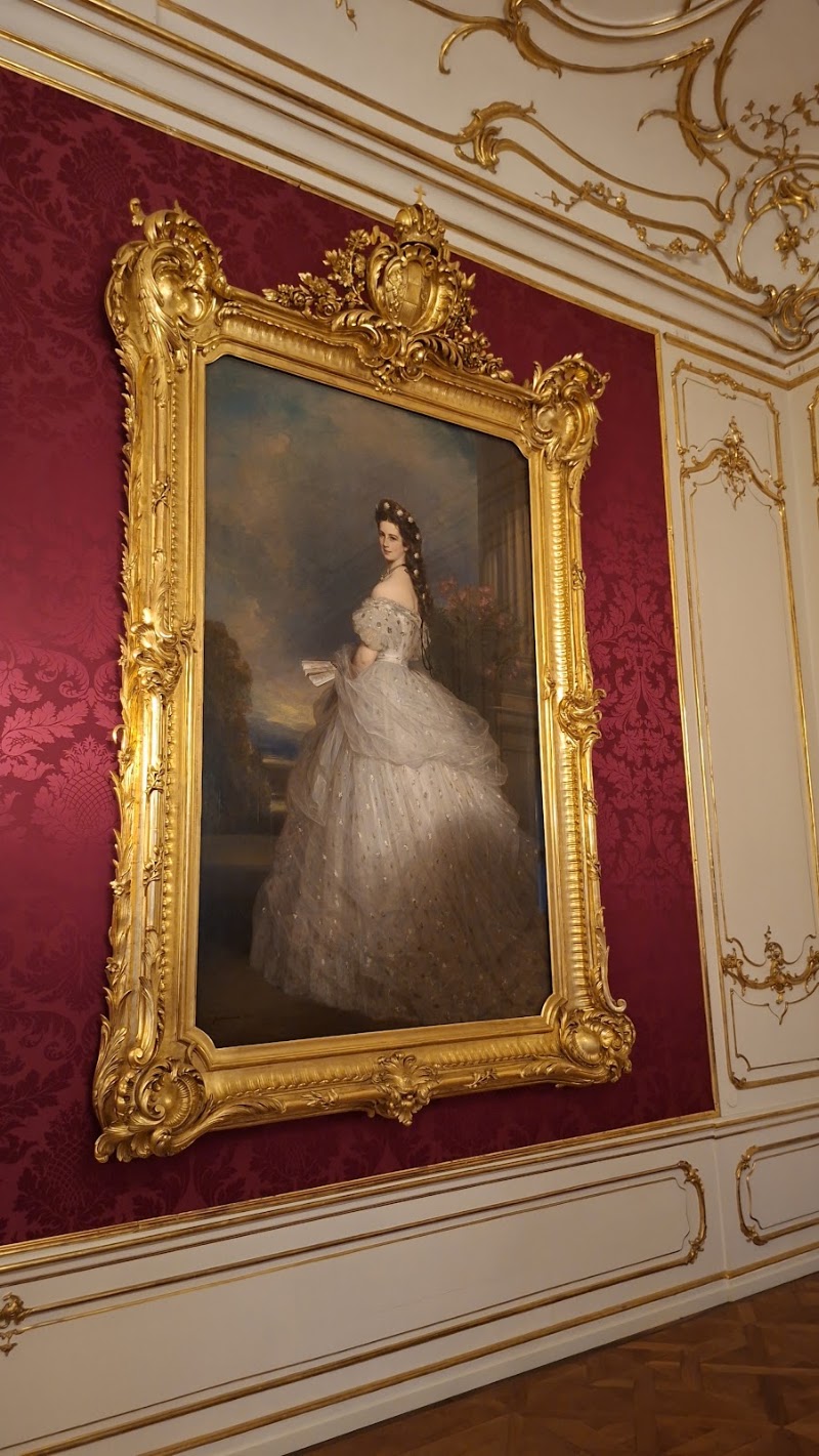 Sisi Museum - Sisi Museum Michaelerkuppel, 1010 Wien, Austria