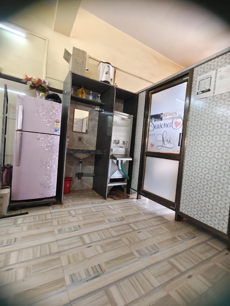 Hotel Aaswad Pure Veg - Hotel Aaswad Pure Veg Gandhi Colony, Tilak Ali, Ratnagiri, Maharashtra 415612, India