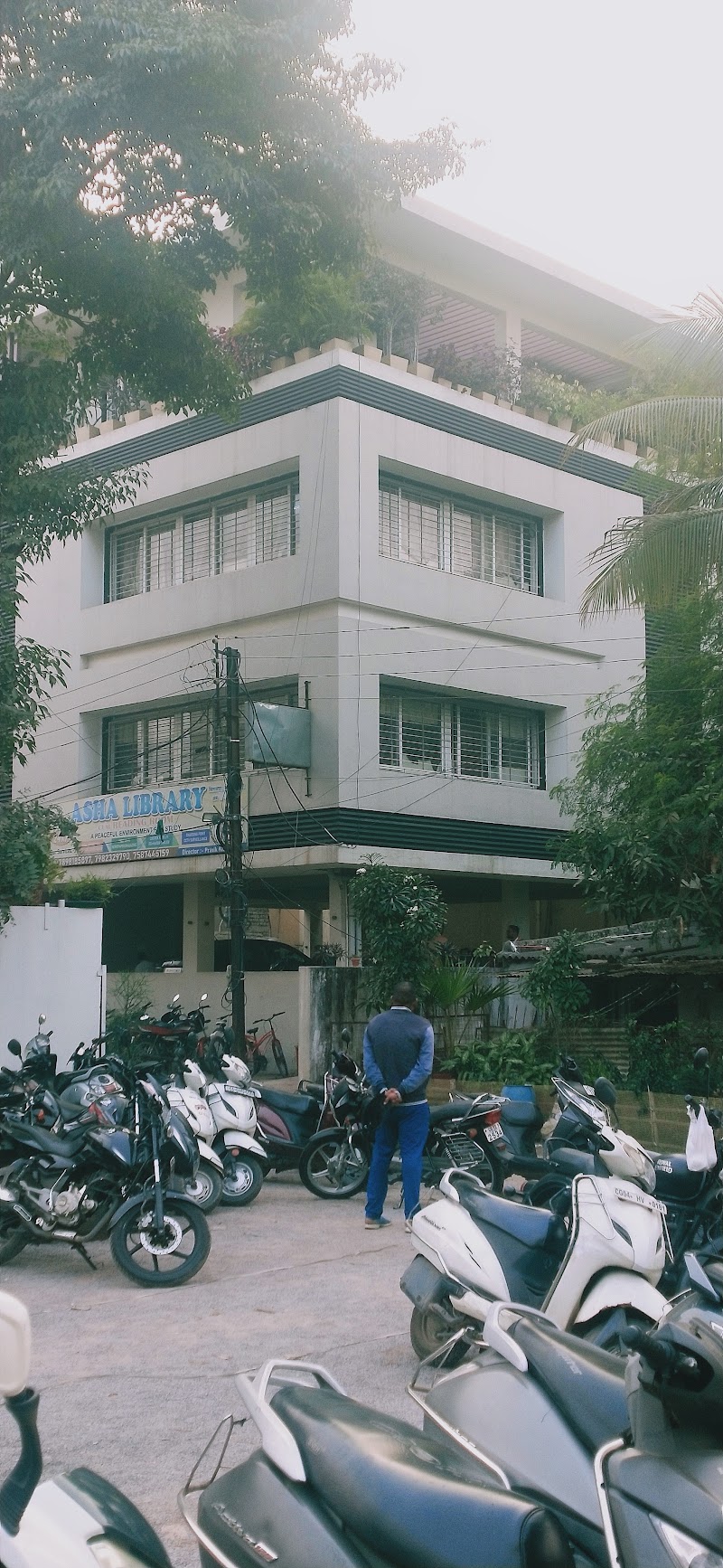 Asha Library Cum Reading Room - Asha Library Cum Reading Room Jeet Tower, Shree Tower, Great Eastern Rd, behind Car Shringar, Choubey Colony, Samta Colony, Raipur, Chhattisgarh 492001, India