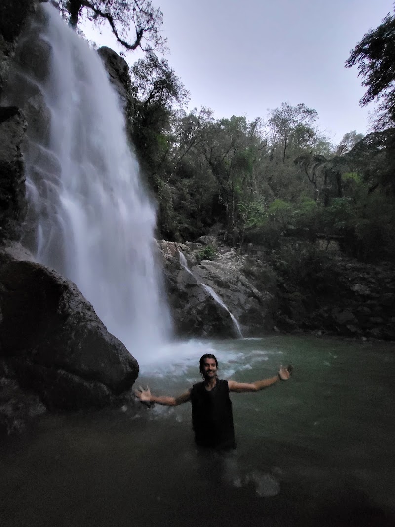 Pung lyer falls - Pung lyer falls 8Q47+P92, Laitmawsiang, Meghalaya 793108, India