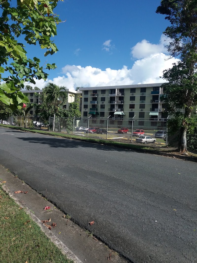 Casa Linda Apartments - Casa Linda Apartments Carr 177 Ave. Los Filtros, Bayamón, 00959, Puerto Rico