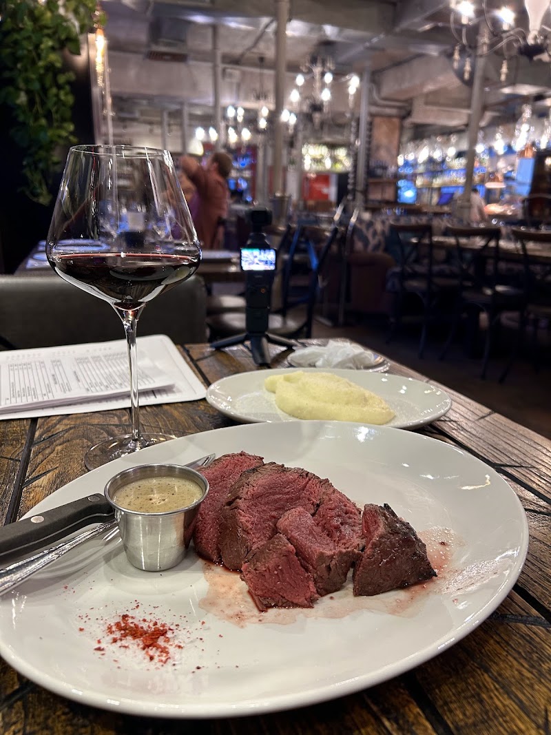 Beefeater Dostyk - Beefeater Dostyk, Dostyk Ave 43, Almaty 050000, Kazakhstan