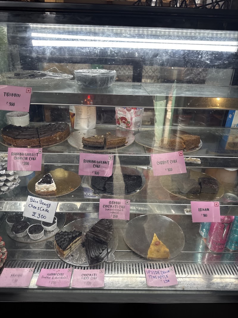 Sansa’s Bistro - Sansa’s Bistro market, Jibhi, Banjar, Himachal Pradesh 175123, India